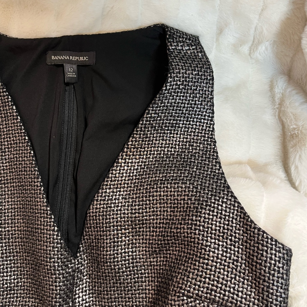 Banana Republic 12 Workwear Office Dressy Peplum Metallic Woven Sleeveless Top